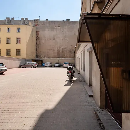 Downtown - Parking, Piotrkowska St Nearby - By Rentujemy Apartamento *