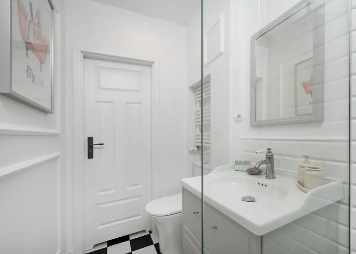 Lejlighed Downtown - Parking, Piotrkowska St Nearby - By Rentujemy