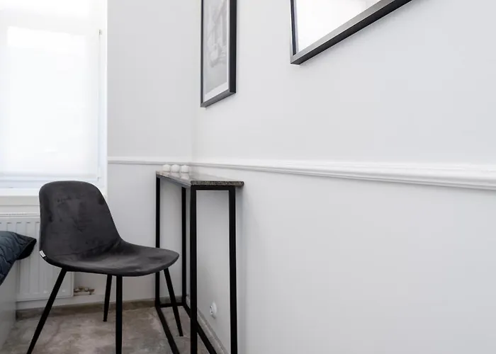 Apartamento Downtown - Parking, Piotrkowska St Nearby - By Rentujemy Łódź