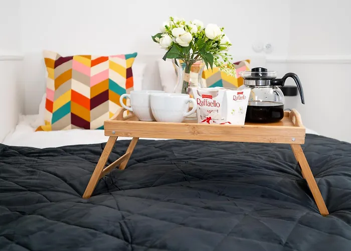 Downtown - Parking, Piotrkowska St Nearby - By Rentujemy